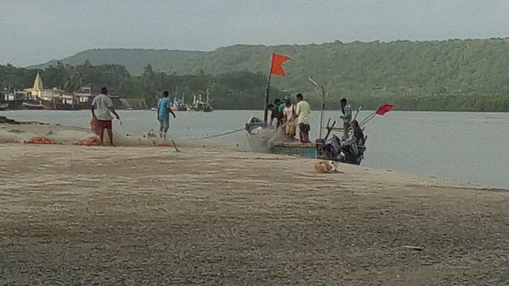 Samarth Atc-Beach Home Stay Ratnāgiri Eksteriør bilde